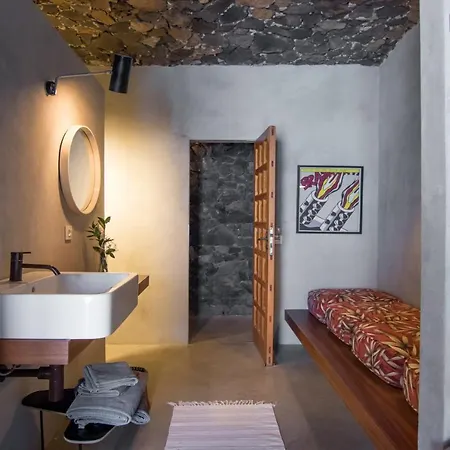 Homeforguest Nextdoor Oasis Ocean Front, Terrace, Natural Pool * Arico el Nuevo